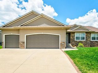 207 Thompson Dr, Atkins, IA 52206