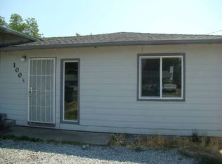 100 1/2 Chestnut St, Medford, OR 97501