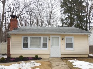 54 S Cherry Rd, Lake Hopatcong, NJ 07849
