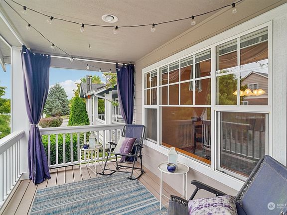 3rd image of 11330 33rd Street NE
