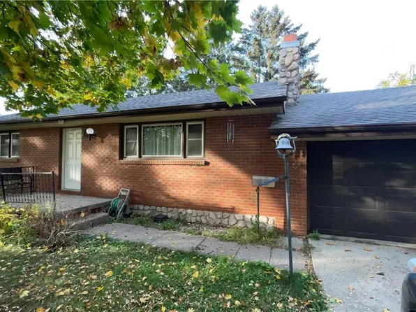 211 Elm St, De Soto, IA 50069