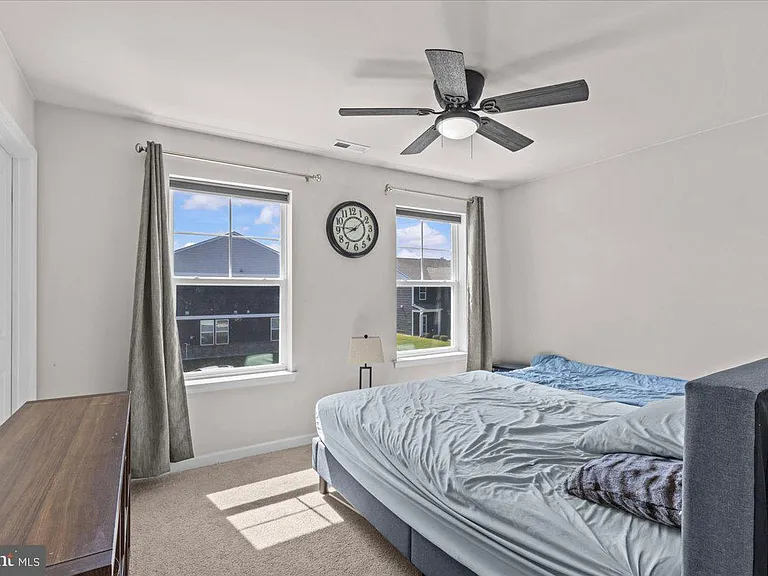 15 Morley Blvd — Photo 27