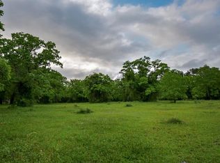 2814 Saint Anne St, Liverpool, TX 77577