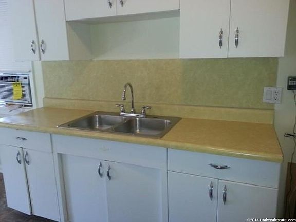 5th image of 889 N Colorado St