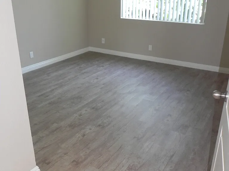 Chapman Villas Apartments — Photo 53