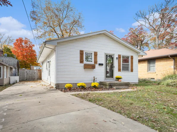 137 Holmdene Blvd NE, Grand Rapids, MI 49503