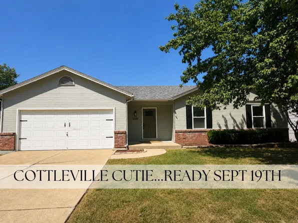 2949 White Stable Dr, O'Fallon, MO 63368