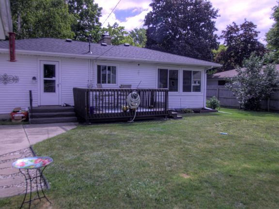 5th image of 2309 Mayfield Rd