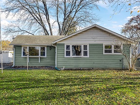 3rd image of 513 Grandview Dr