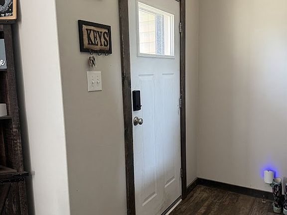 3rd image of 33815 Mahogany St