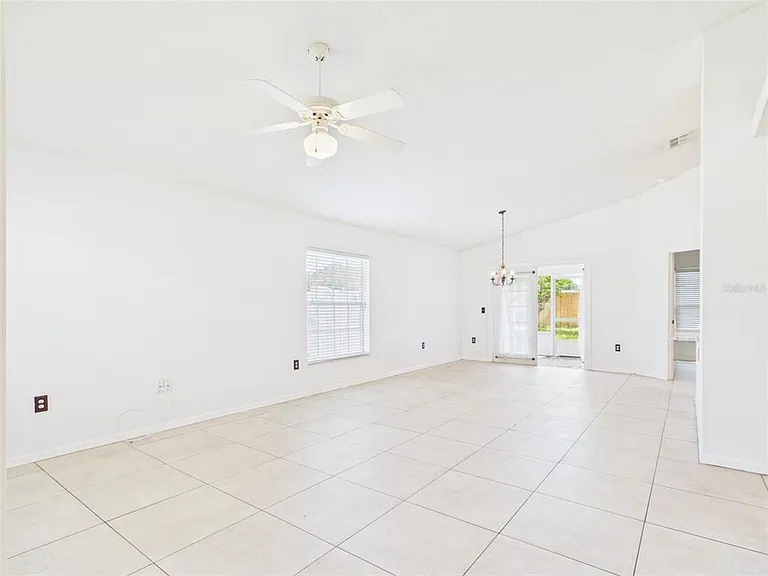 128 Eagle Point Blvd — Photo 7
