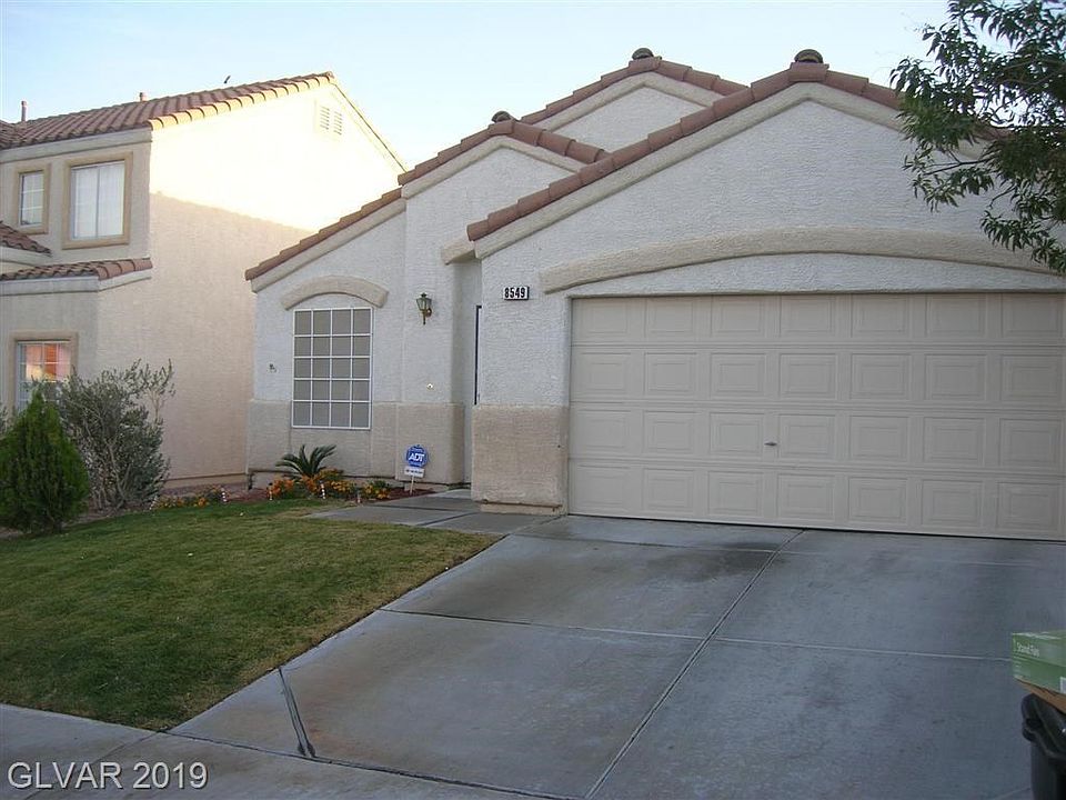 1st image of 8549 Shady Pines Dr