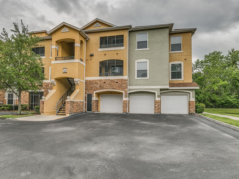 1st image of 8539 GATE Parkway W #1628