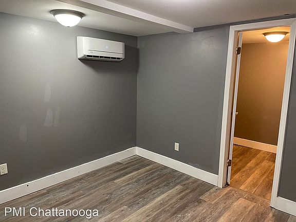 2nd image of 32 Woodlawn Dr Unit 3