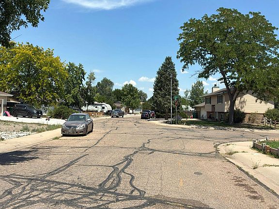 4th image of 815 42nd Street Rd