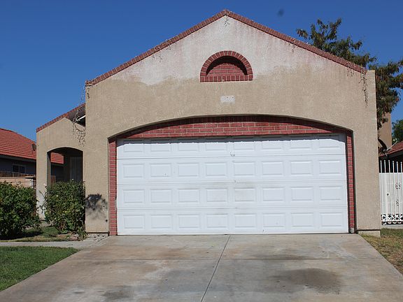 4th image of 8417 Reseda Ave