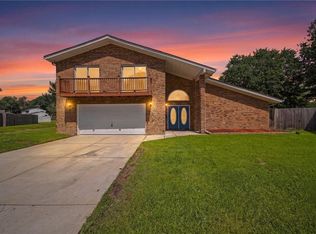 1424 Planting Ct, Virginia Beach, VA 23453