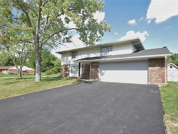 2nd image of 7550 Rustic Woods Dr