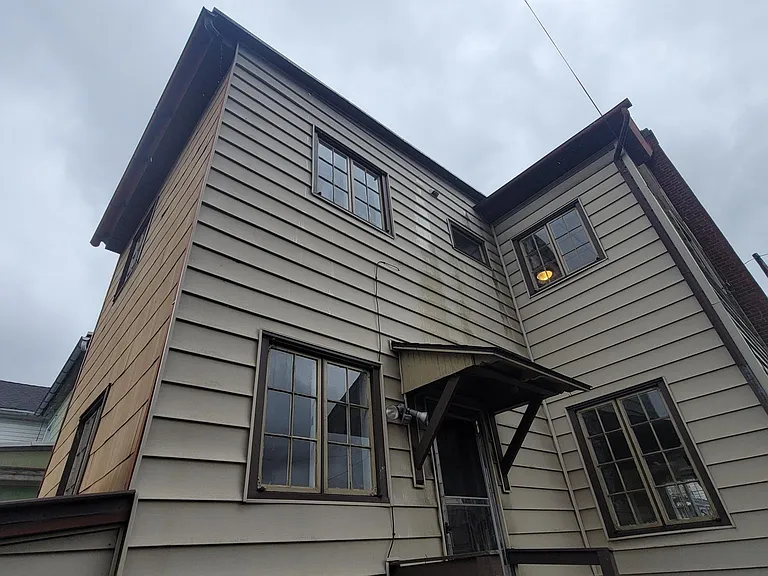 123 S 5th St — Photo 1