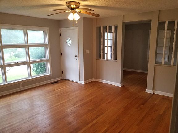 3rd image of 5530 18th St E
