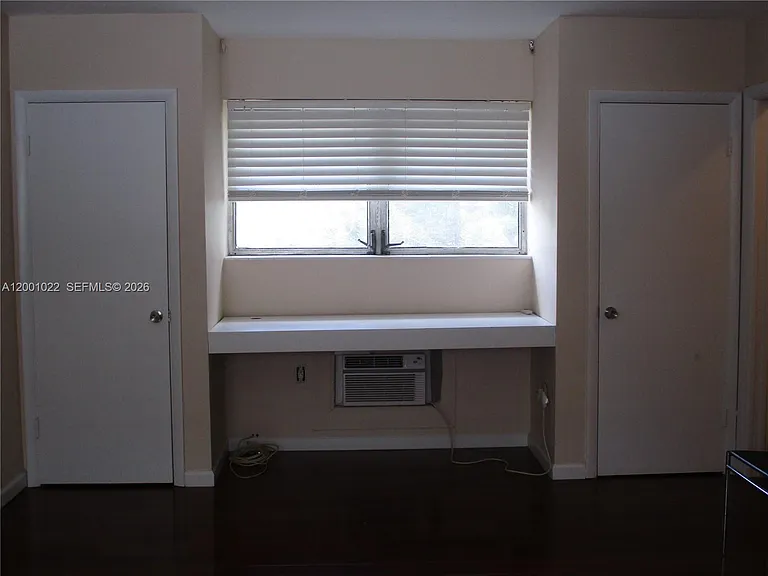 1949 Taylor St #9 — Photo 16