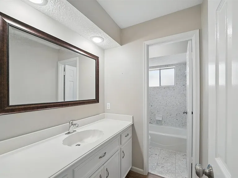 22406 Prince George St — Photo 28