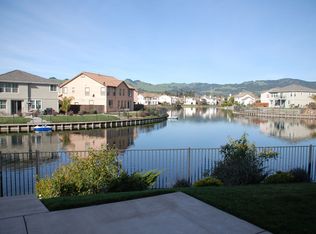 5101 Twin Lakes Ct, Fairfield, CA 94534