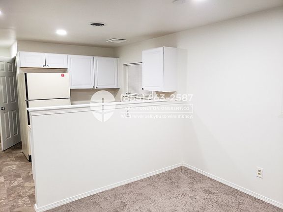 2nd image of 20118 14th Ave NE #2