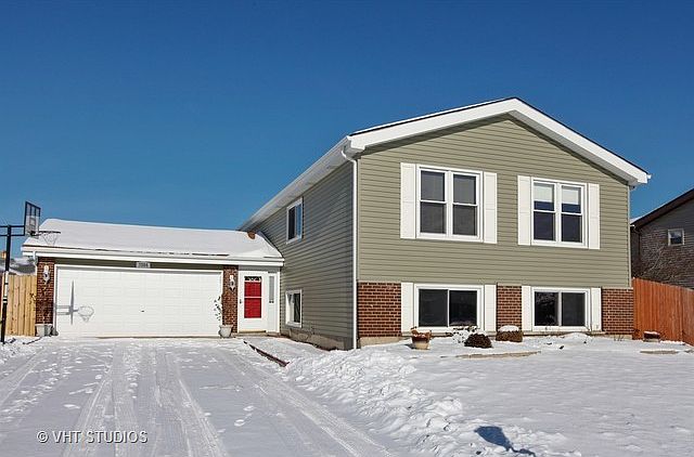 1st image of 7504 W Hickory Creek Dr