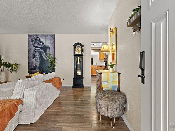 2nd image of 14868 Crosby Street
