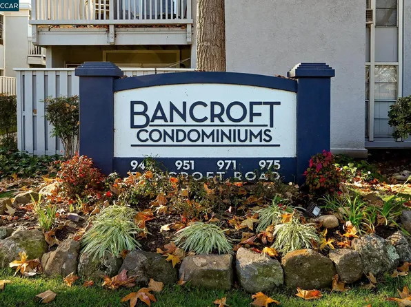 945 Bancroft Rd APT 215, Concord, CA 94518