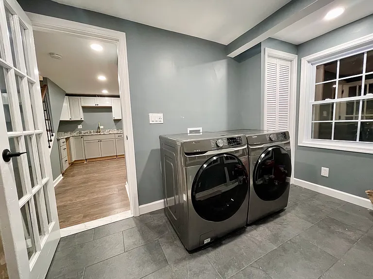 713 Warren Rd — Photo 14