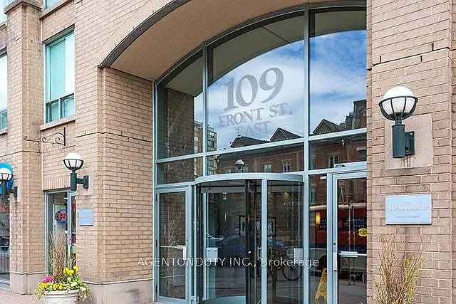 109 Front St E #622