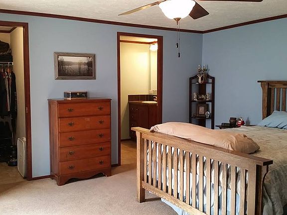 5th image of 109 Newton St