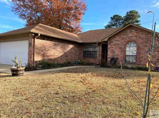 25 Cherokee Trl, Texarkana, AR 71854