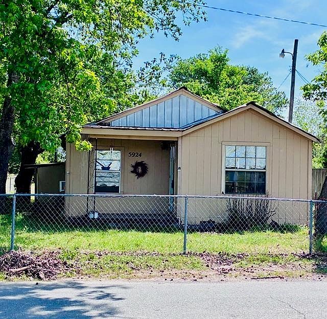 1st image of 5924 Tammy Ln