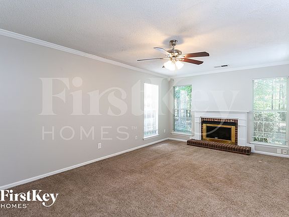 3rd image of 10104 Prosperity Point Ln