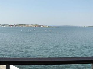 1412 Capella S, Newport, RI 02840