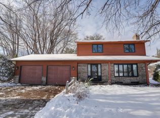 1717 Fairview Ave N, Falcon Heights, MN 55113