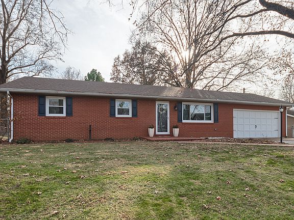 2nd image of 34 Joel Dr