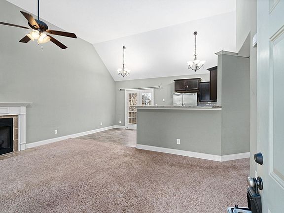 4th image of 579 Kicker Ct