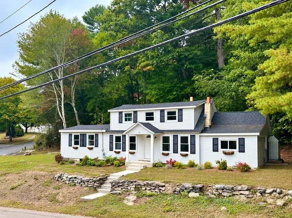 78 Pleasant St, Grafton, MA 01519