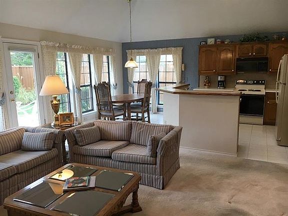 5th image of 2033 Mossberg Dr