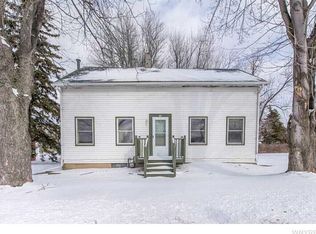 1270 Orchard Park Rd, Buffalo, NY 14224