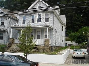 2nd image of 174 McLean Ave