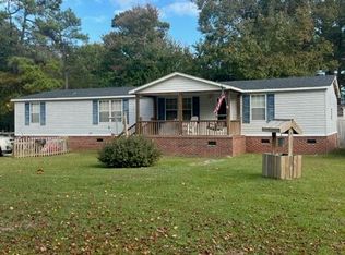 731 Crow Hill Rd, Beaufort, NC 28516