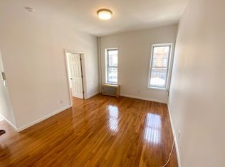 43-01 Broadway #2RR, Astoria, NY 11103