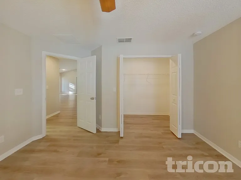 1219 Cheshire St — Photo 7