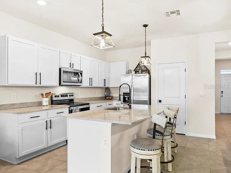 17741 Crescent Moon Loop — Photo 22