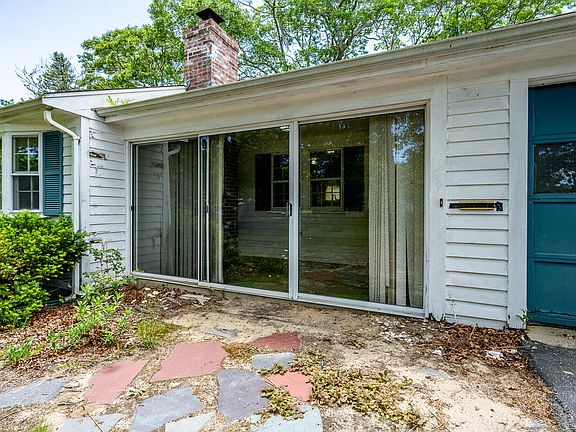 3rd image of 3 Phyllis Drive